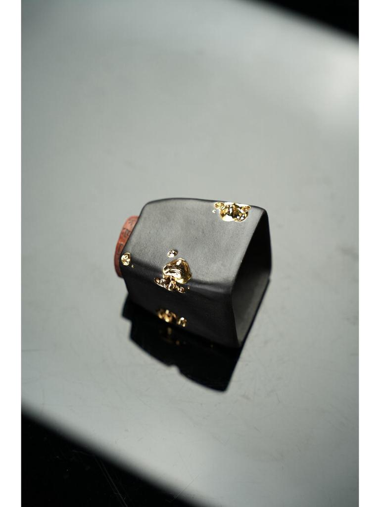 Yixing Zisha "One Moment" Master Cup - 120ml Taihu Stone Tea Tasting Teacup