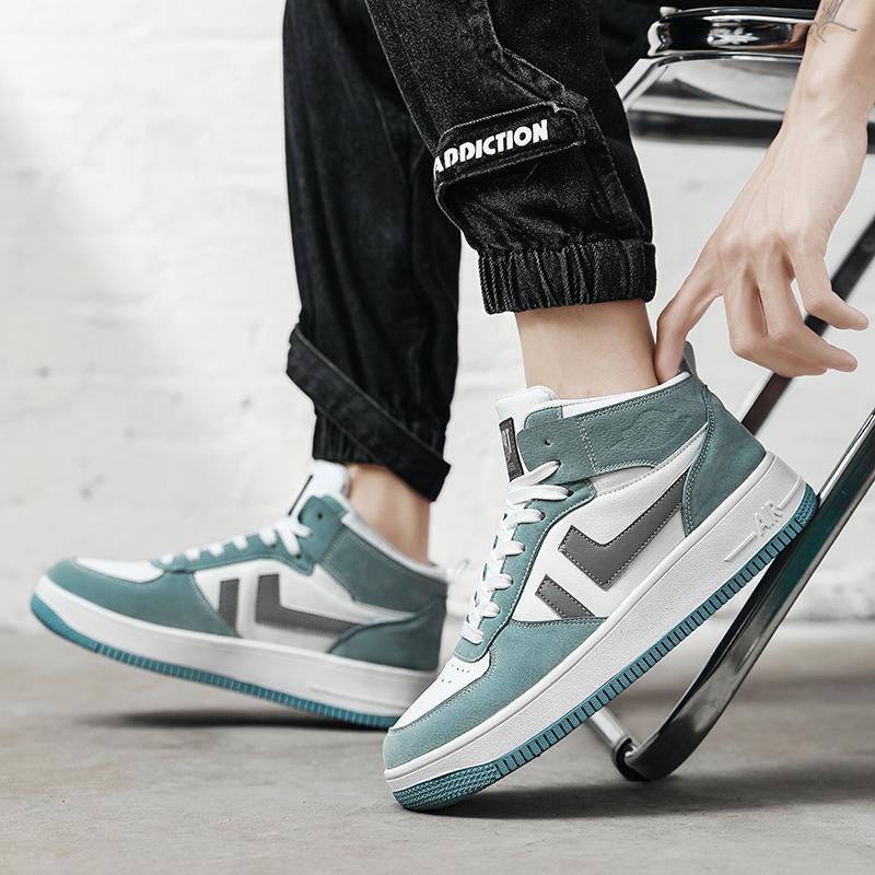 Fashion Men's Trending Four Seasons High Top Skateboarding Breathable Shoes Large Size Students Male Casual Soft Sole Comfortable Sneakers for Teens