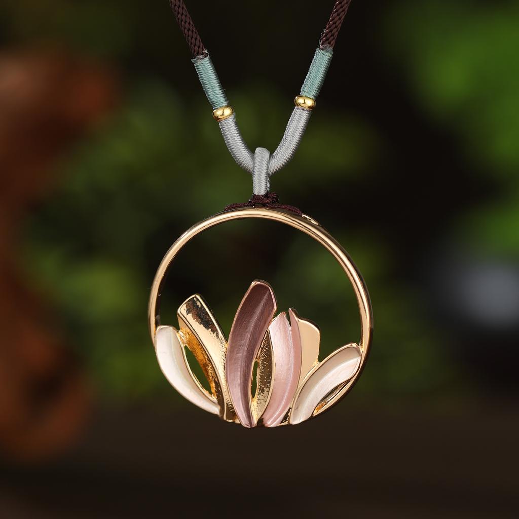 Эмалевый цвет полый геометрический цветок длинная подвеска, женская подвеска-ожерелье в форме сердца с высоким чувством универсальности