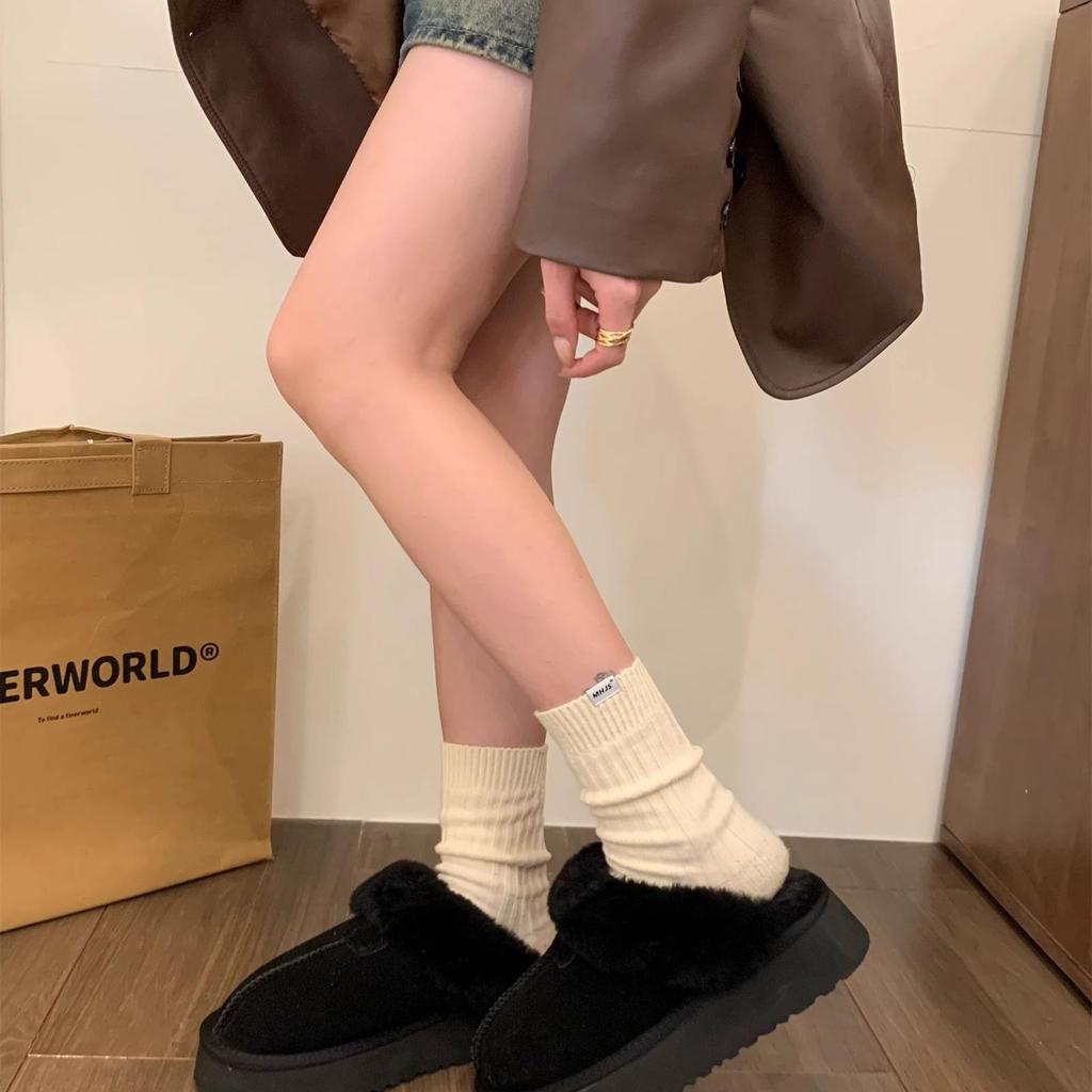 Тапочки женские носят новые зимние меховые интегрированные на толстой подошве с закрытым носком пушистые тапочки плюшевые зимние ботинки хлопковые туфли