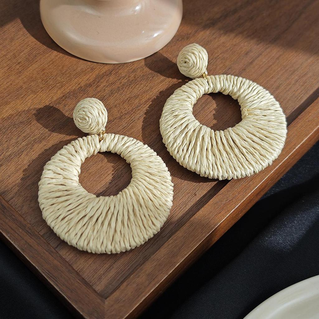 Красочные круглые серьги из богемской рафии с полым дизайном для женщин