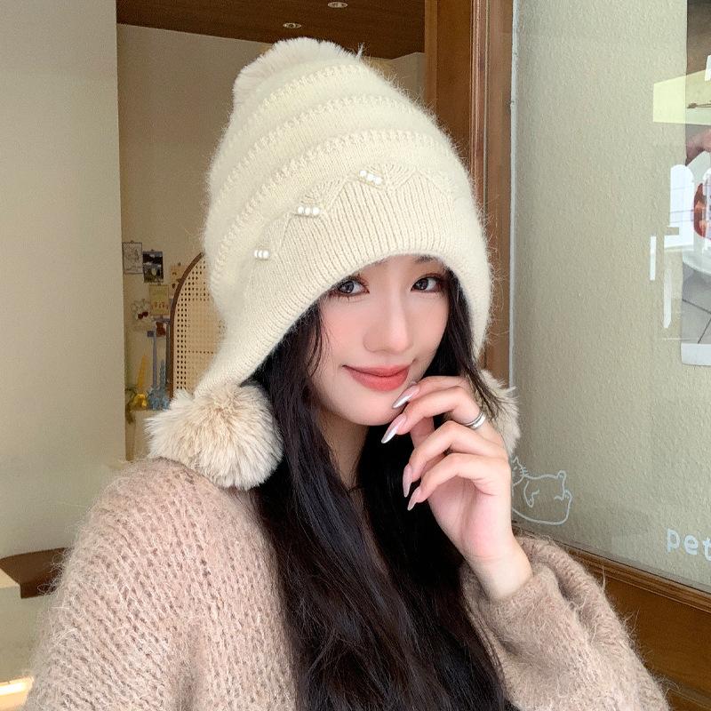 Осенне-зимняя шапка из кроличьего пуха для женщин, вязаная шерстяная шапка с жемчужным кружевом и помпоном для тепла и защиты от холода, шапка с защитой ушей, тренд