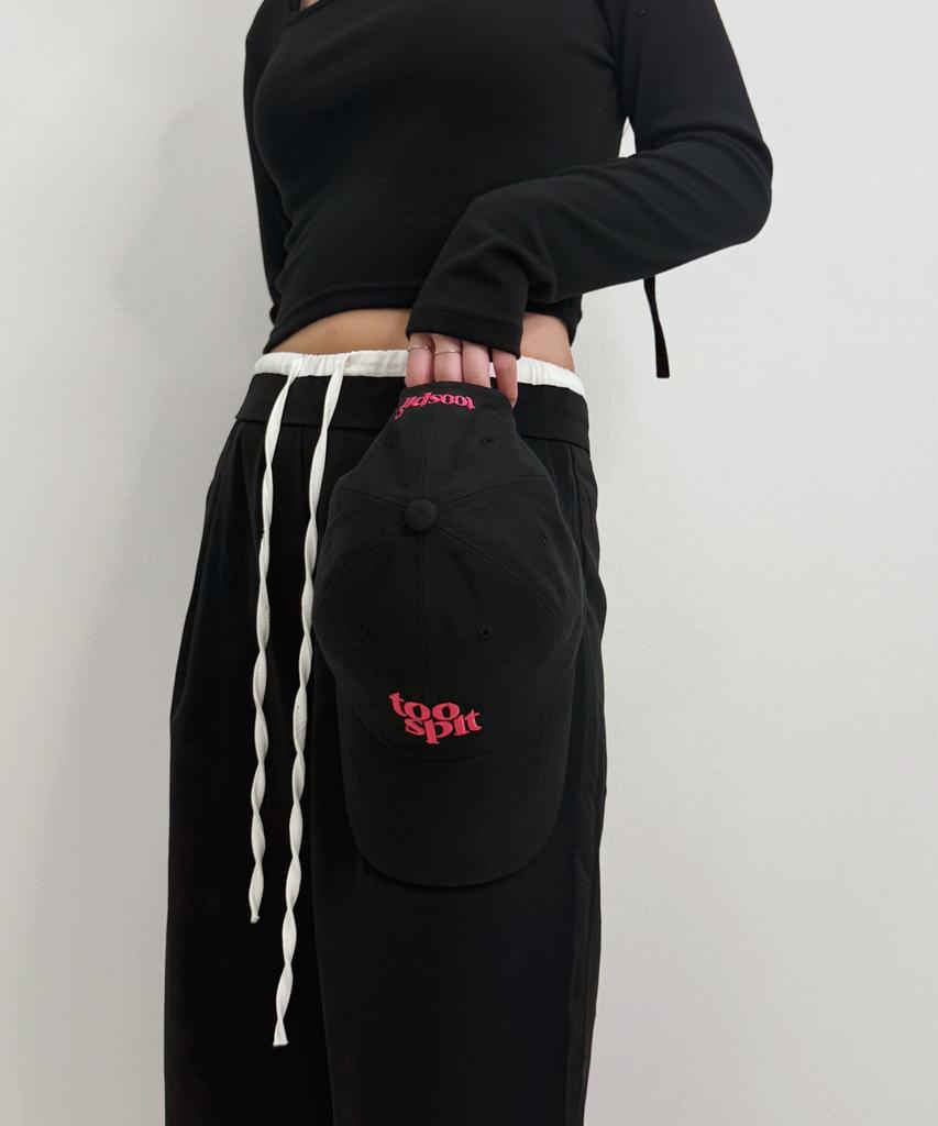 Фирменная бейсболка Tueseupis (Черный розовый)