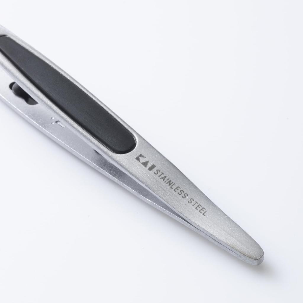 KAI HK0425 Angled Tweezers with Non-Slip Grip, Silver