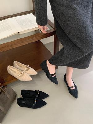 Флисовая версия 2025 осень и зима новая французская потрясающая огромная красивая обувь на танкетке, повышающая темперамент