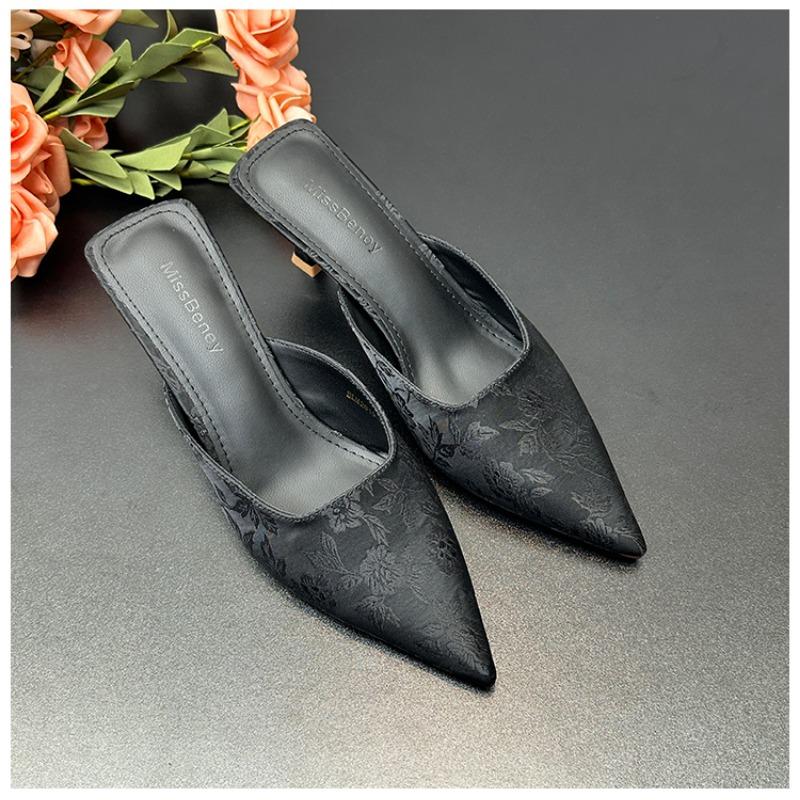 New Women's High-heeled Sandals Cyber-famous Pointed Thin-heeled High-heeled Sandals Women's New Style Summer Small All-match