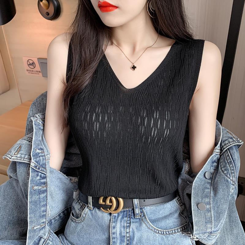 Halter Vest Women Wear Summer Thin V-neck Slim Fit with A Suit with A Bottom Ice Silk Knit Top