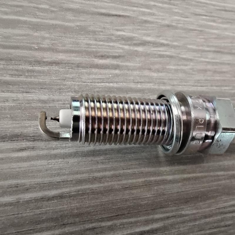 4 шт. SILKR7E7G 96766 Совершенно новые Иридиевые Платиновые Свечи Зажигания Для Haval H7 H7L Red Label 2016- 2.0T WEY P8 VV7 VV7 GT 2.0T