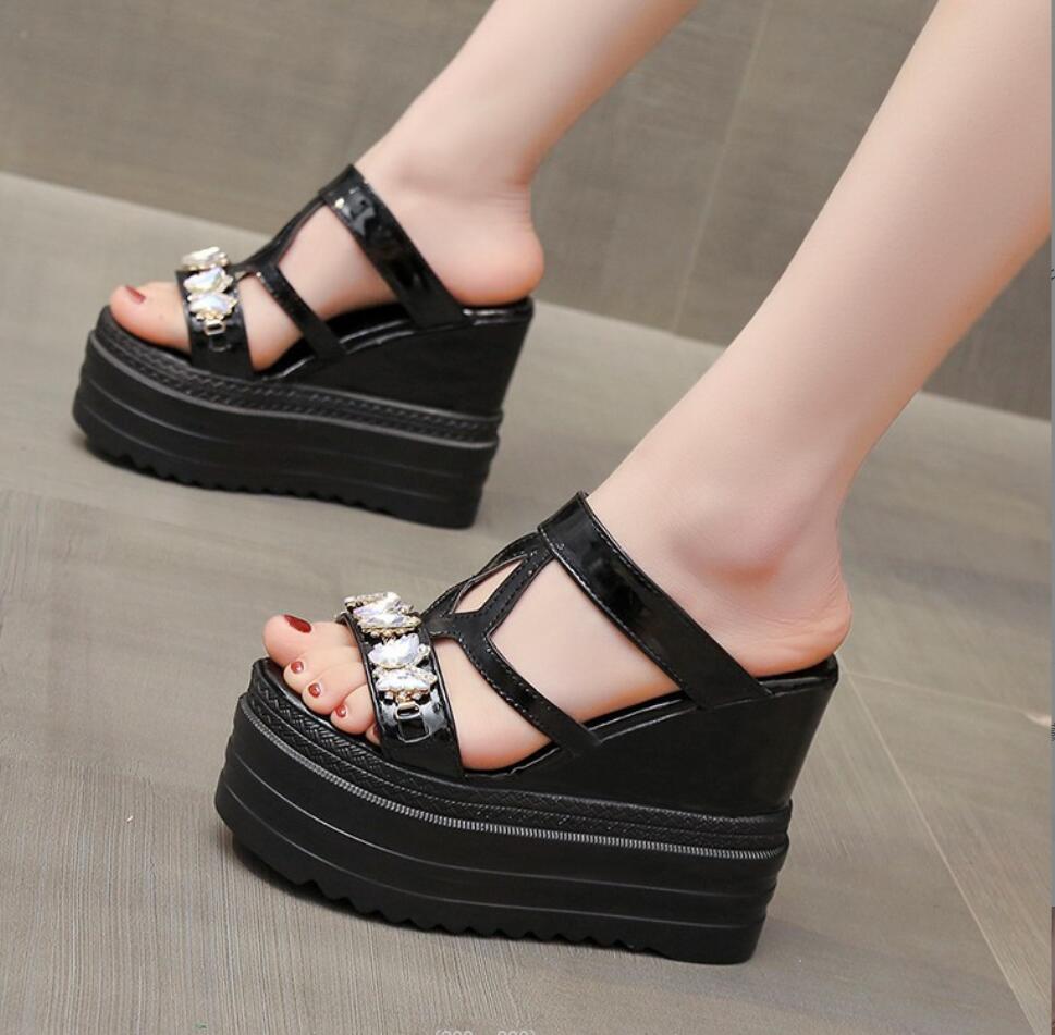 Мода 2024 года, летний тренд, дизайнерские женские босоножки на очень высоком каблуке 12 см, роскошные блестящие женские тапочки на толстой подошве, пляжная обувь на танкетке и платформе