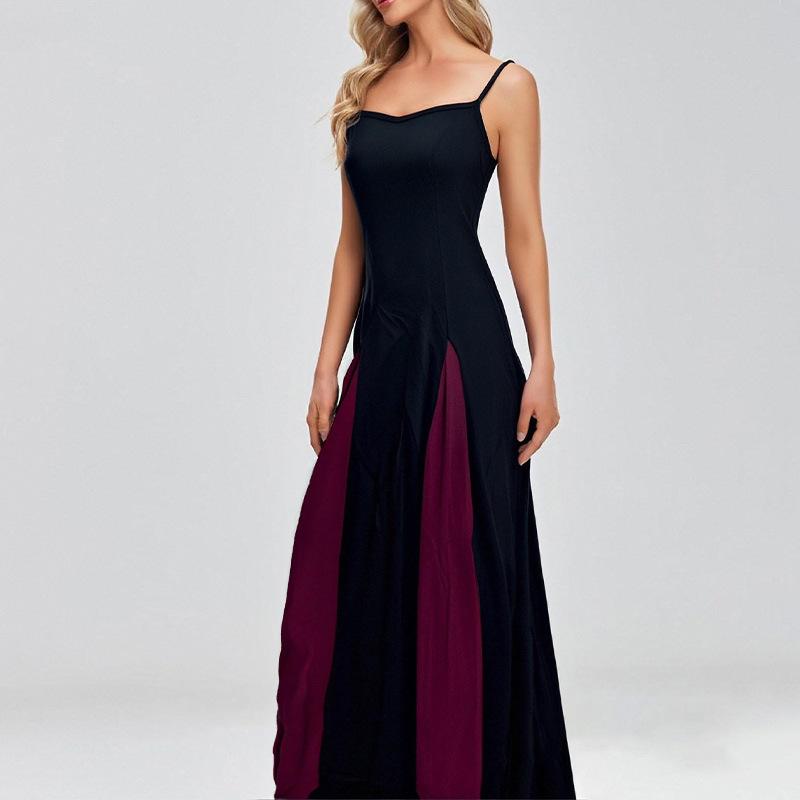 Женское макси-платье-комбинация с V-образным вырезом, асимметричным подолом и высоким разрезом