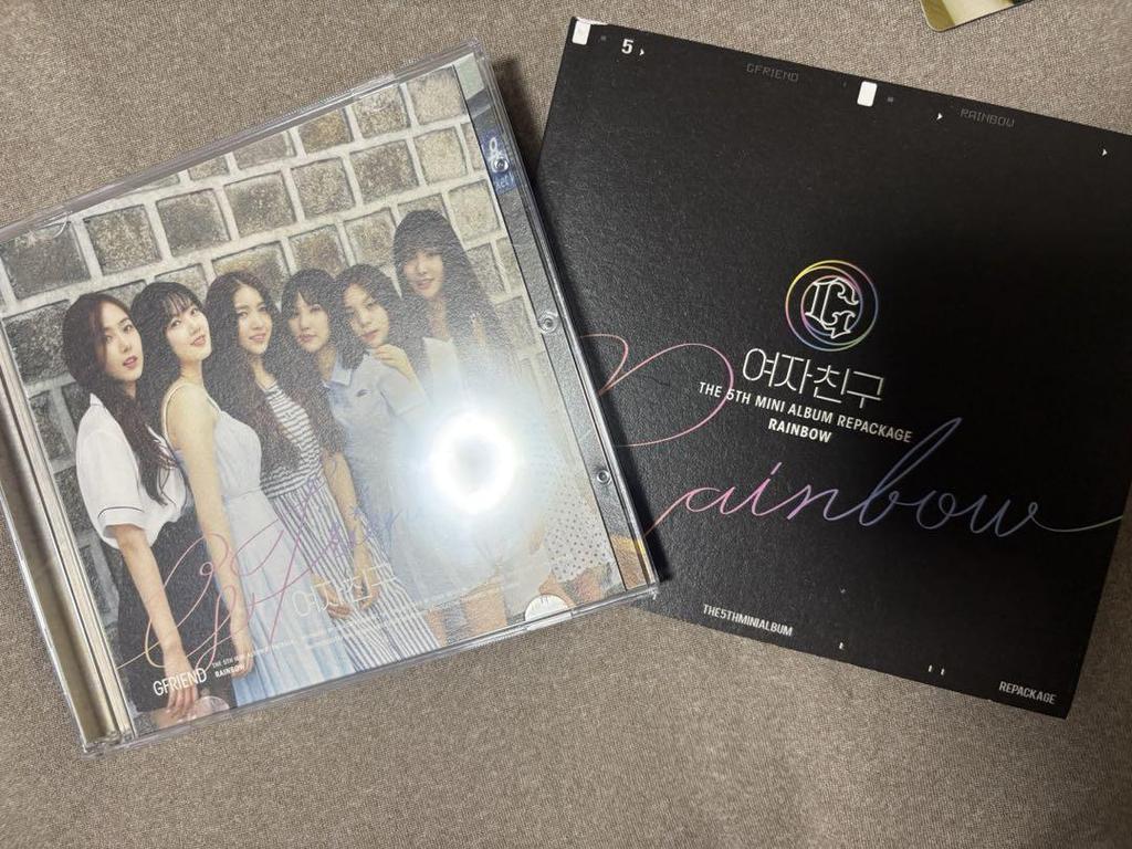 [USED] <>GFRIEND Rainbow Umji Yerin Trading Card