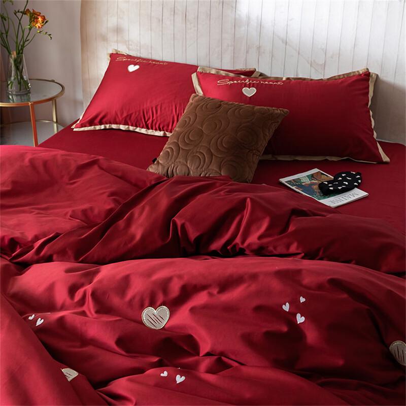 Комплект постельного белья из 4 предметов COMOLIVING