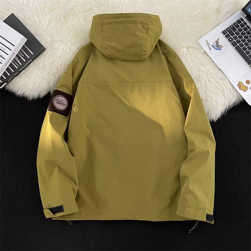 Men's Trendy Waterproof Mountain Windbreaker Jacket - Functional, Loose-Fit Outdoor Mountaineering and Workwear Style