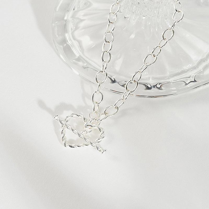 Sterling Silver S925 Silver Bracelet Twist Love Bracelet for Women Hip Hop OT-shaped Buckle Design Hollow Heart-shaped Bracelet