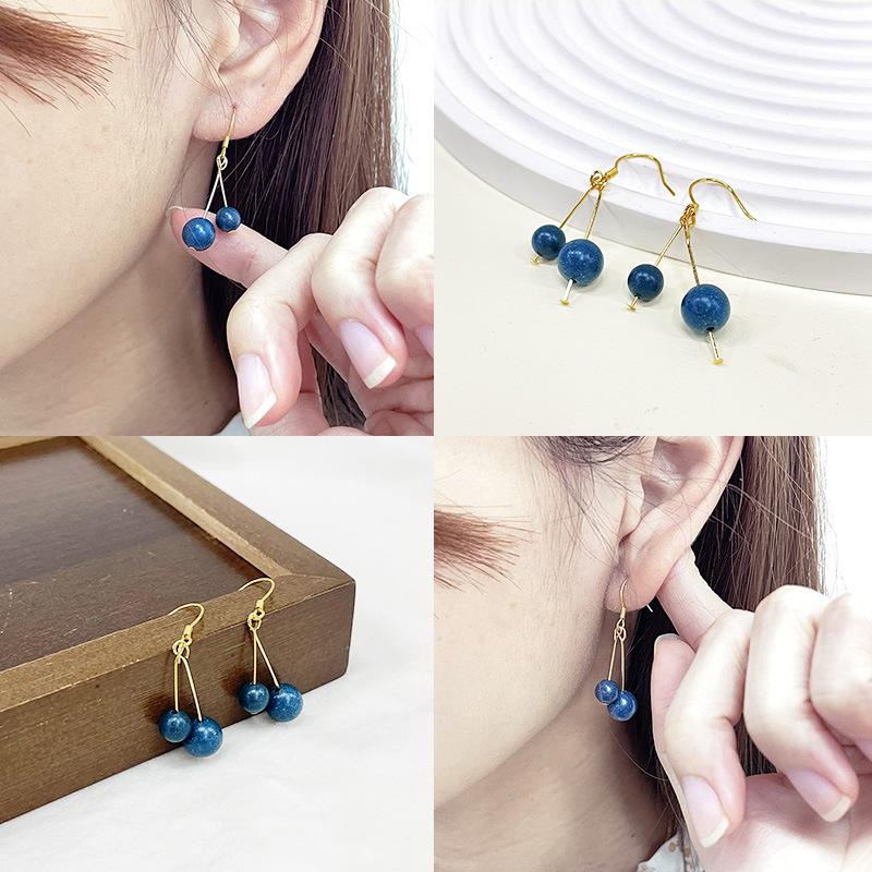 Live-streaming product: Blue Medicine Man's Scented Bead Earrings, long-lasting fragrance, natural materials, Chinese medicine beads, original design