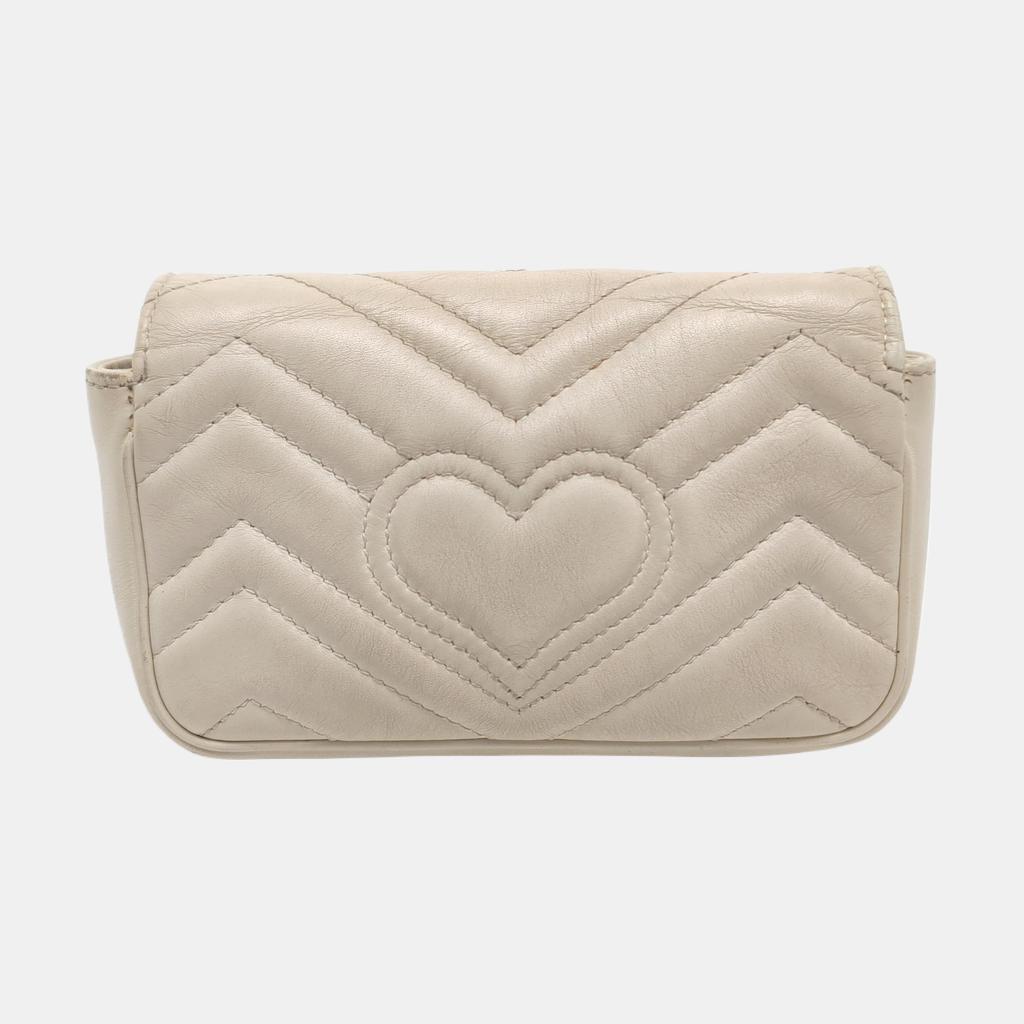 [Pre-Owned] GG Marmont Gold Logo Distressed Quilted Leather Mini Crossbody Bag - Fair #1C6UBM6
