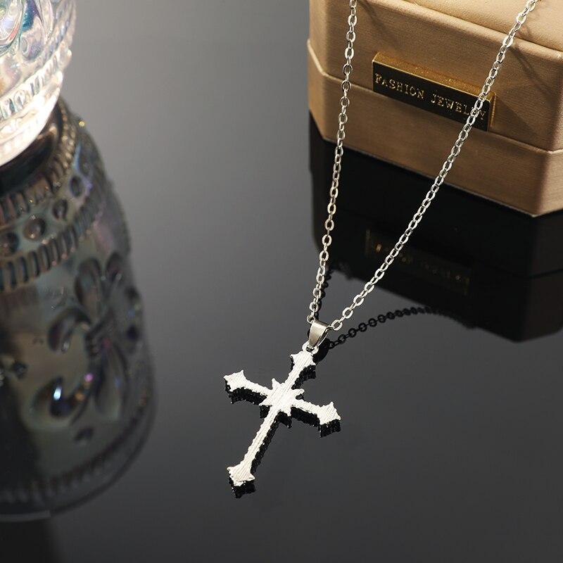 1pcs White Gold Necklace Ladies Cold Wind Set Glass Diamond Cross Copper Alloy