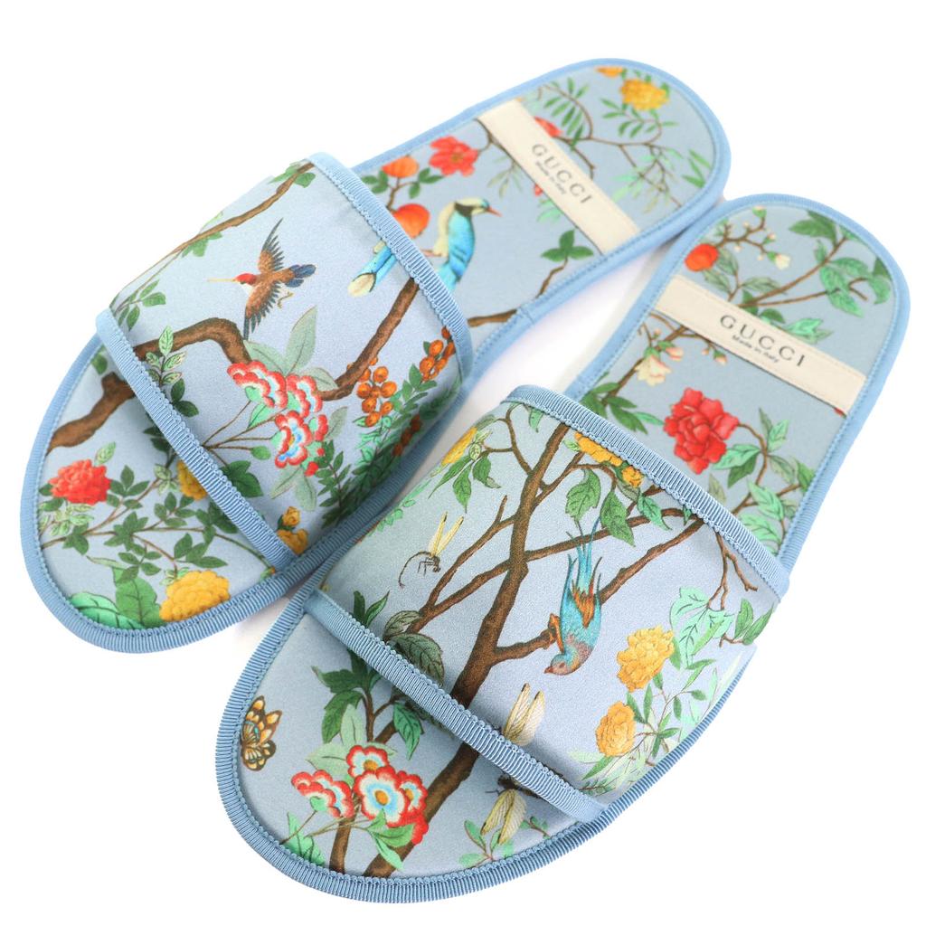 Pristine GUCCI Other Botanical Travel Set: Eye Mask, Air Pillow, and Slippers 3-Piece L Used