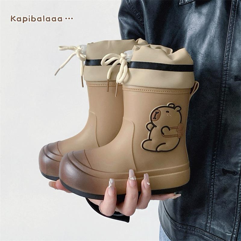 Capybara cute children's rain boots for boys and girls, new lightweight soft-soled waterproof shoes for older children