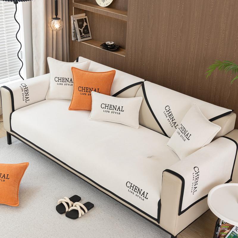Подушка для дивана из шенилла Four Seasons Universal Backrest Towel Cover Cloth All-Inclusive Sofa Cover Cushion