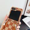Клетчатый чехол из ПУ кожи с ремешком на запястье для Samsung Galaxy Z Flip 6 5 4 3 5G Защитный противоударный чехол