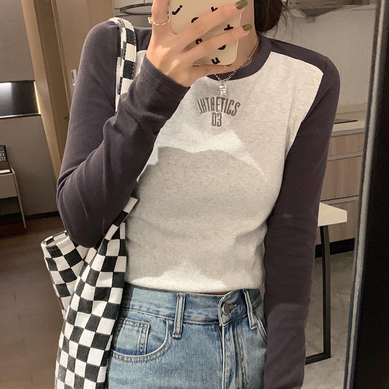Женская футболка с длинными рукавами и буквенным принтом, короткие топы с длинными рукавами и тонкими внутренними топами