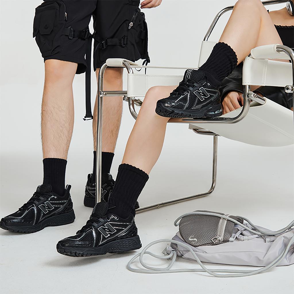 New Balance 1906R Черно-серые кроссовки унисекс M1906RCH