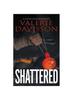 Книга Shattered : 1