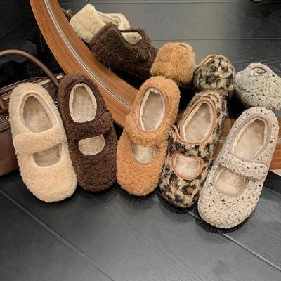 Ретро ветер внутренняя высота увеличивающая хлопковая обувь 2025 осень и зима милый колледж ветер липучка теплая бархатная хлопковая обувь для женской верхней одежды