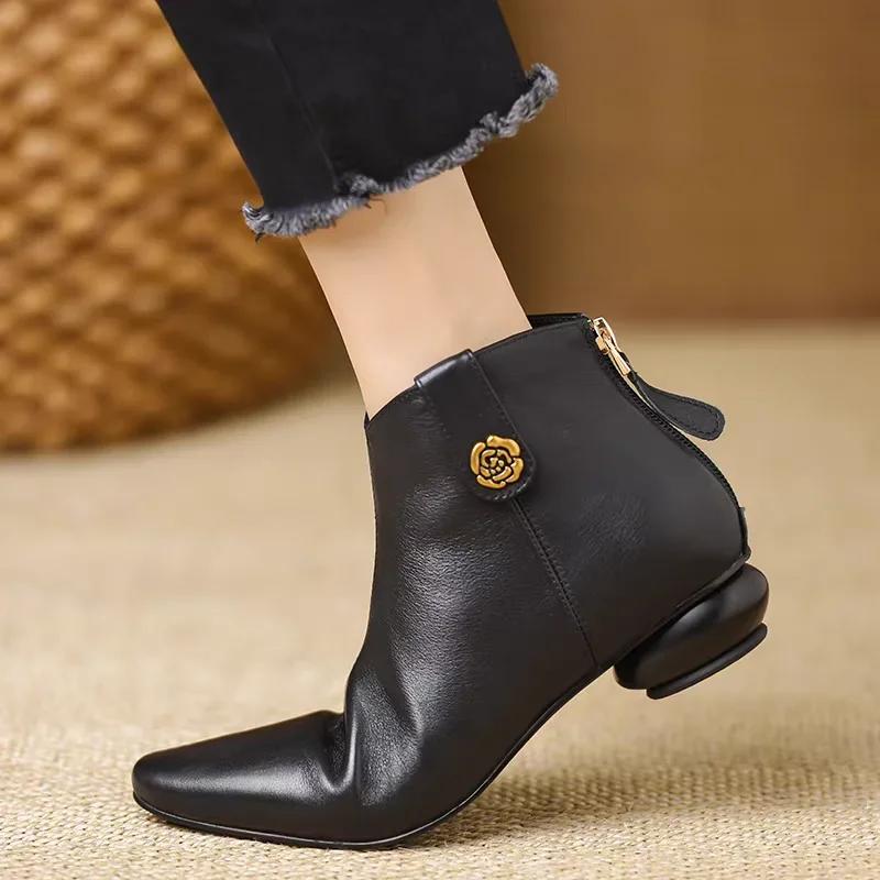 Fashion Booties Autumn New Pointed Toe Rear Zipper Metal Buckle Soft Sole Anti-Slip Wear-Resistant Single Boots