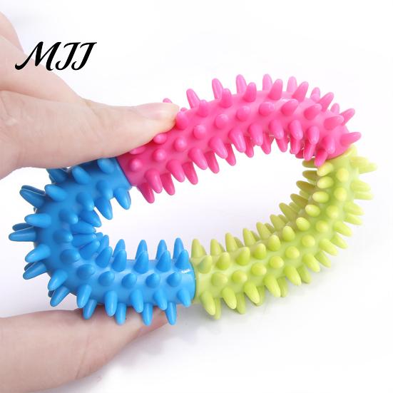 Soft Gum Massage Toys for Teething Spiky Ring Dog Toy, Rubber Chew Interactive Puppy Relief Fetch And Teeth Cleaning Toy Aggressive