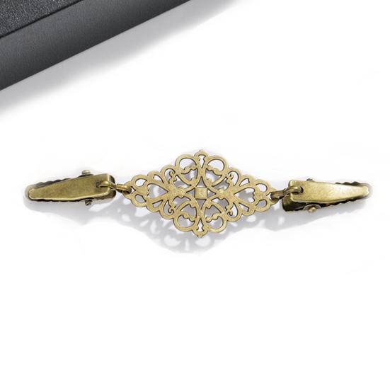 1/3Pcs Sweater Clips Geometric Design Alloy Clips Sweaters Dresses Scarves Brooch Pins Versatile Clothing Accessory