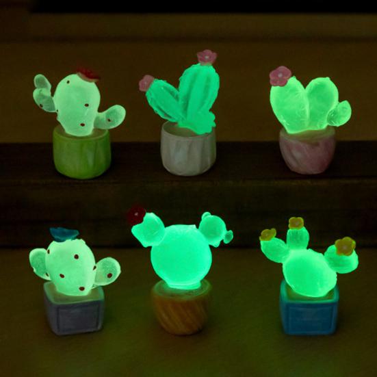 1/6Pcs Luminous Cactus Figurine Set Unique Resin Ornaments Glow-in-the-dark Desert Plant Sculpture Cactus Outdoor Garden Decoration