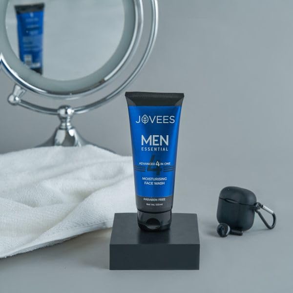Jovees Herbal Men's Essential 4 in 1 Moisturizing Face Wash with Vitamin C and E 100g for Clean Clear Skin