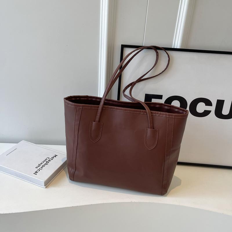 Сумка Commuter Texture temper 2024 лето новая красивая корейская версия сумка через плечо подмышкой модная сумка-тоут