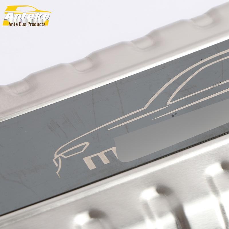 Stainless Steel Rear Guard Plate for D60 Tailgate Trunk: Decorative Sequin Accessories