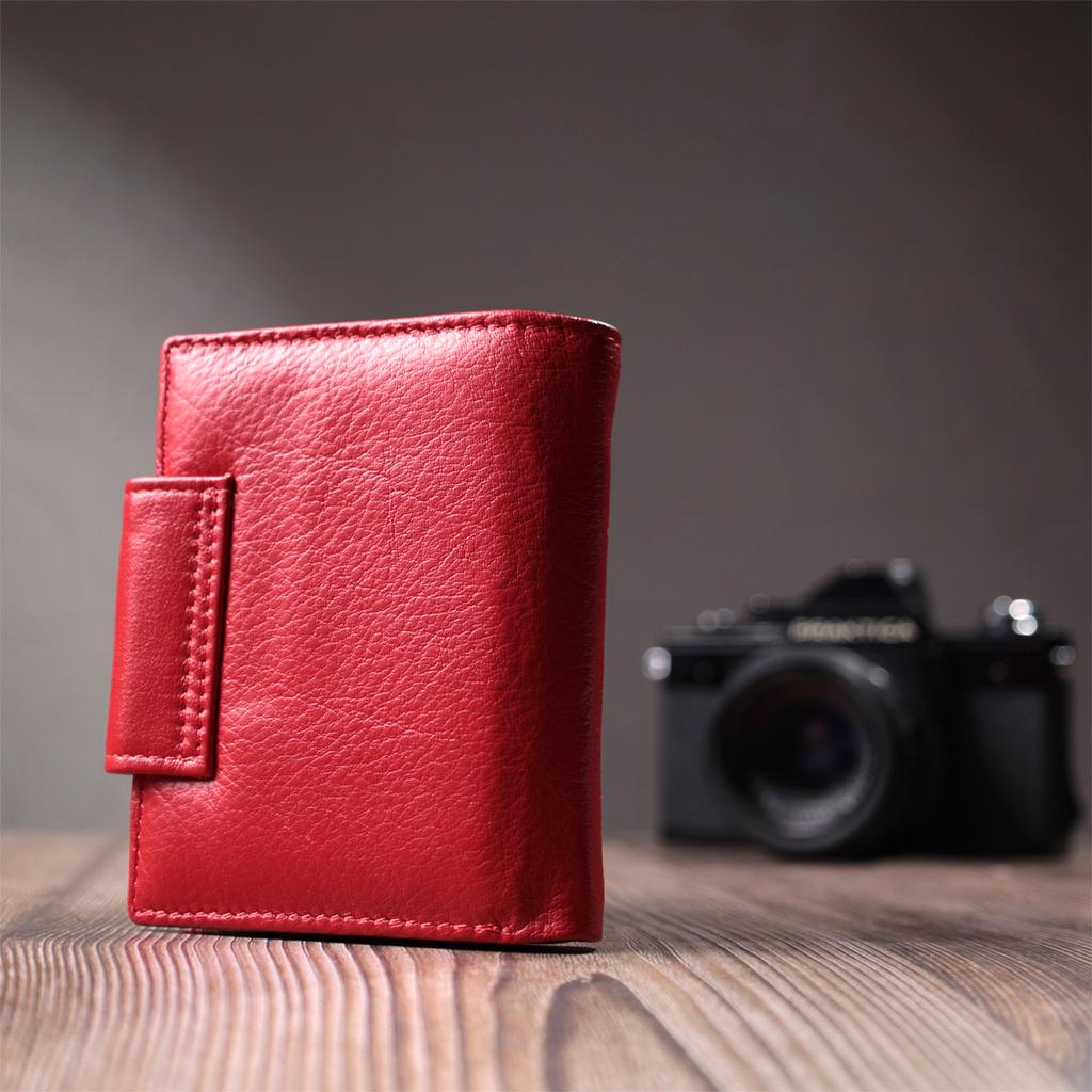 Women's Vertical Wallet Made of Genuine Leather ST Leather 22704 Red
