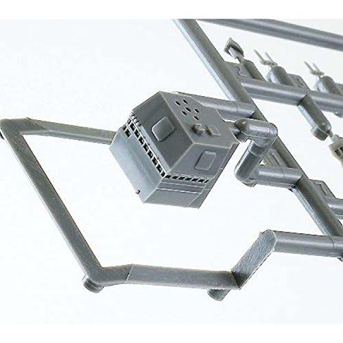 Hasegawa 1/700 Waterline Series Japan Maritime Self-Defense Force Helicopter-equipped Destroyer Izumo Plastic Model Kit 031