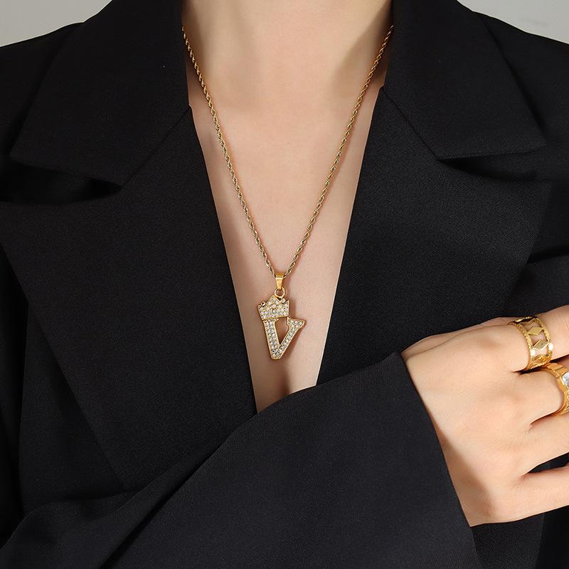 Smart Crown Necklace Korean Version Creative Fashion Design Zircon 26 Letter Pendant Gold-Plated Collarbone Chain Jewelry