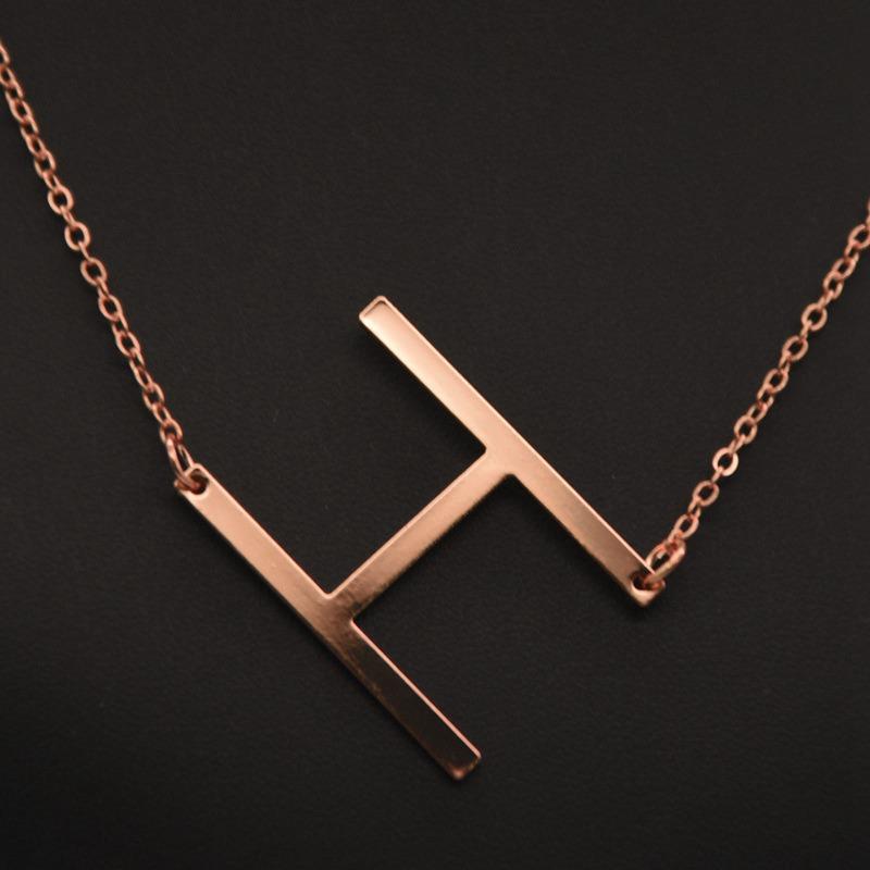 Женское ожерелье из 26 английских букв с орнаментом, пульсирующая цепочка, персонализированное ожерелье с буквами