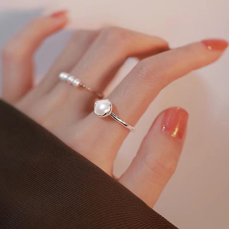 Кольцо с жемчугом женское легкое роскошное нишевое дизайн высокое чувство моды простое темпераментное индивидуальное открытое кольцо на указательный палец