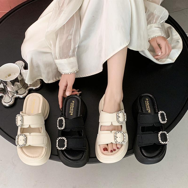 Fashion Luxury Female Slides Ladies Platform Slippers 2025 Summer Retro Concise Women's Flip-flops Pantofle Platfor Chanclas De Mujer