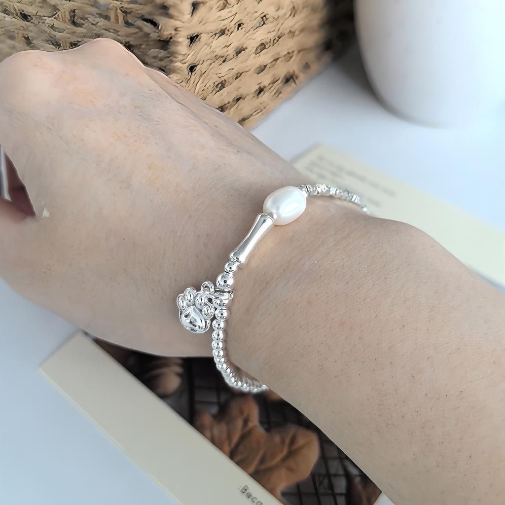 Elegant Handcrafted Natural Stone Bead Chain Bracelet, Timeless Design Suitable for Any Occasion