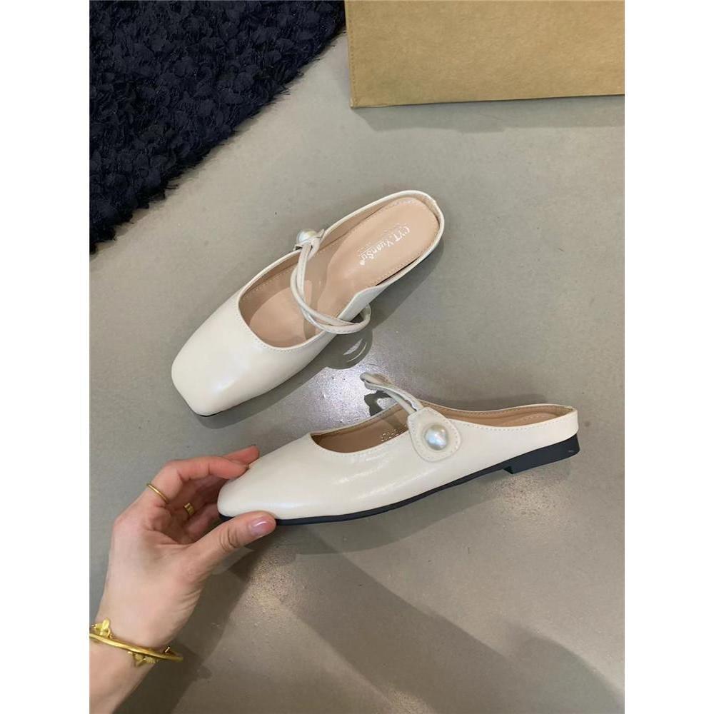 Французские туфли-лодочки на плоской подошве Xiaoxiangfeng Baotou с полуоткрытой пяткой, новинка весны 2025 года, нишевые феи, серебристые, на один педаль, ленивые шлепанцы