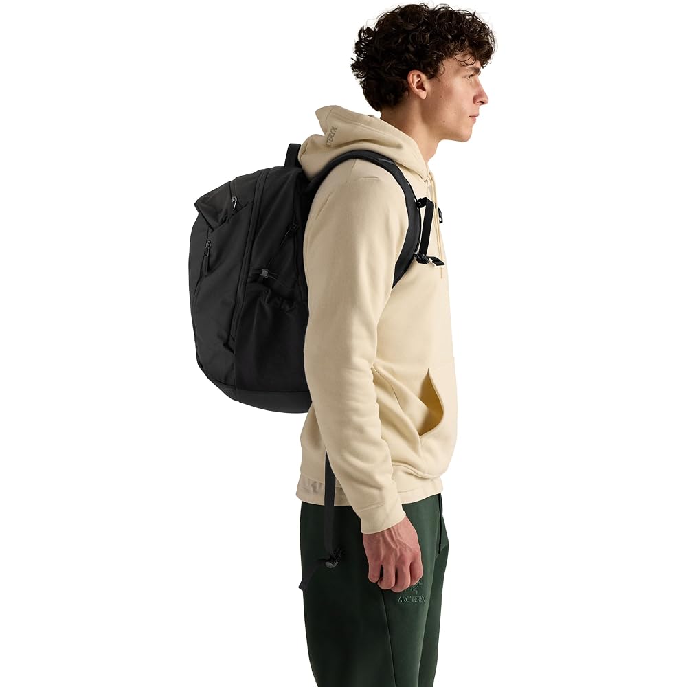 Arc'teryx Mantis 16 Backpack Black One Size Lightweight Durable Outdoor Gear