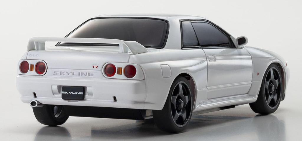 Kyosho Skyline N1 R32 Белый Электрическое Радиоуправление 32639W MA-020 r/s GT-R