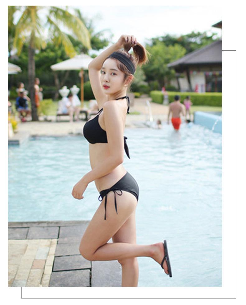 Розово-красный купальник-бикини из трех частей с косточками для маленькой груди