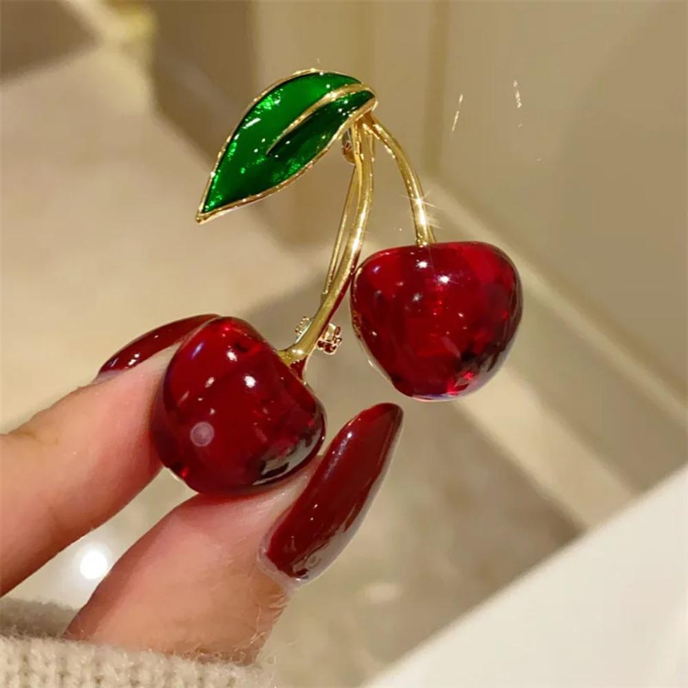 Fashion Crystal Dark Red Cherry Brooches For Women Clothing Cute Alloy Crystal Fruit Enamel Pins Party Jewelry Gifts