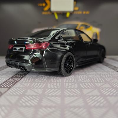 1:24 симуляция BMW M3 CS LCI литой автомобильный модель, двери открываются, амортизатор рулевого управления, маятник отскока подарок