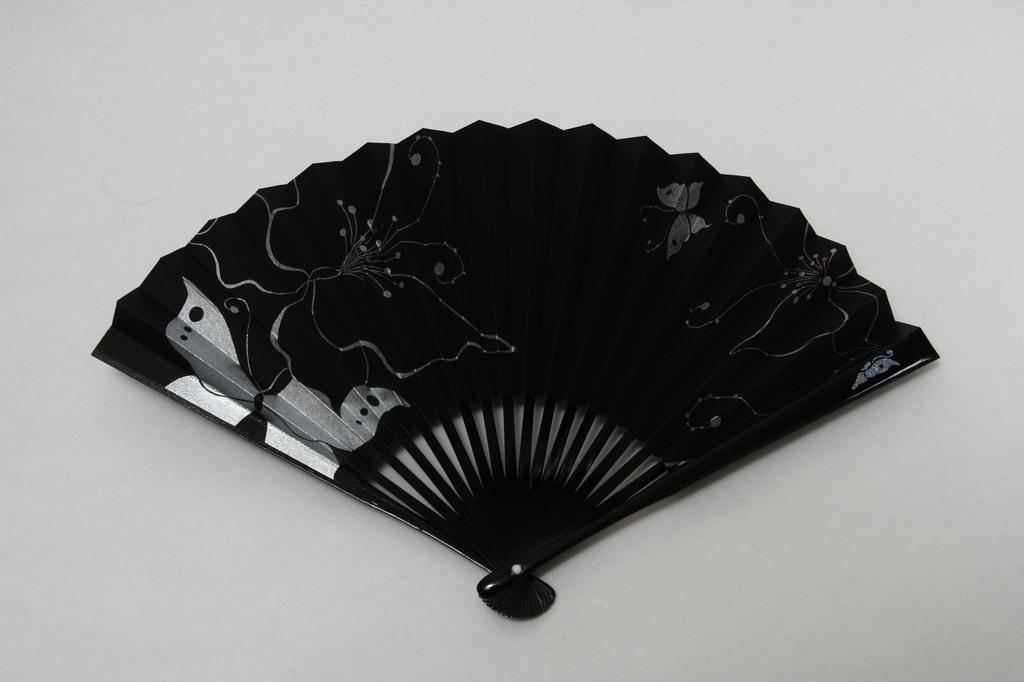 Веер Киото, черный веер с бумажной коробкой [Хасэгава] Сумка с узором «Бабочка»,